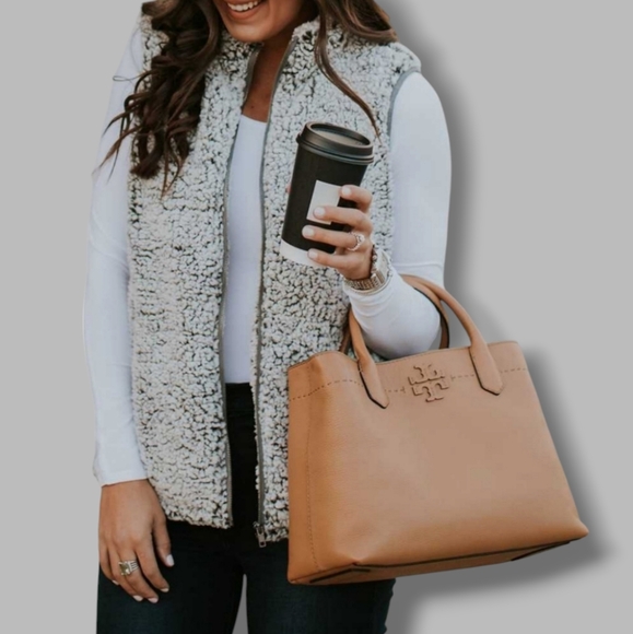 Thread & Supply Wubby Fuzzy Arctic Fleece Vest Sherpa Jacket Charcoal Sz Medium - Picture 2 of 16